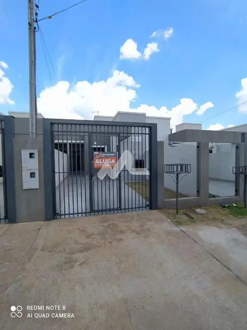 Casa com 1 quarto à venda, 54m2 em Jardim Coopagro, Toledo - PR - imagem 1 Foto 1 de Casa com 1 quarto à venda, 54m2 em Jardim Coopagro, Toledo - PR