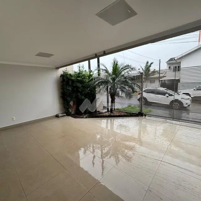 Sobrado com 2 quartos à venda, 133m2 em Jardim Gisela, Toledo - PR - imagem 3 Foto 3 de Sobrado com 2 quartos à venda, 133m2 em Jardim Gisela, Toledo - PR