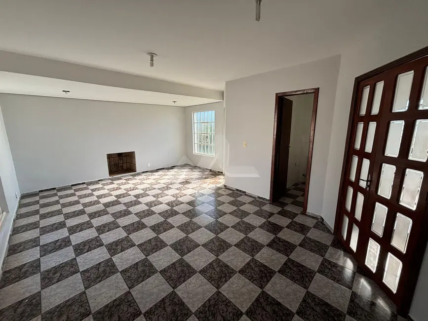 Foto 11 de Sobrado para alugar em Jardim La Salle, Toledo - PR