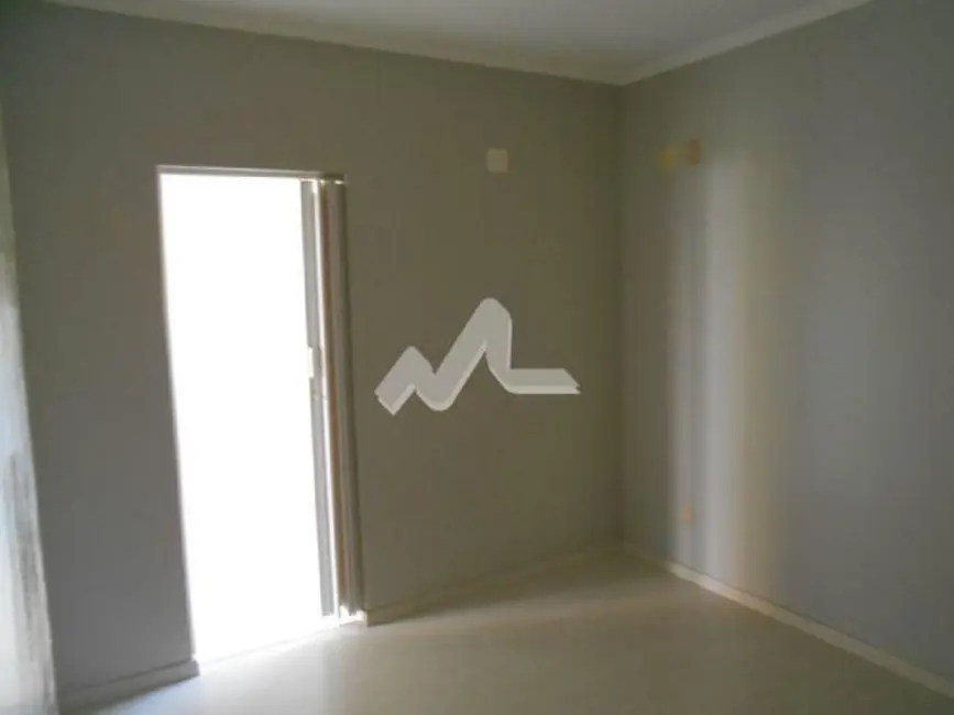 Casa com 2 quartos para alugar, 140m2 em Jardim Pancera, Toledo - PR - imagem 9 Foto 9 de Casa com 2 quartos para alugar, 140m2 em Jardim Pancera, Toledo - PR