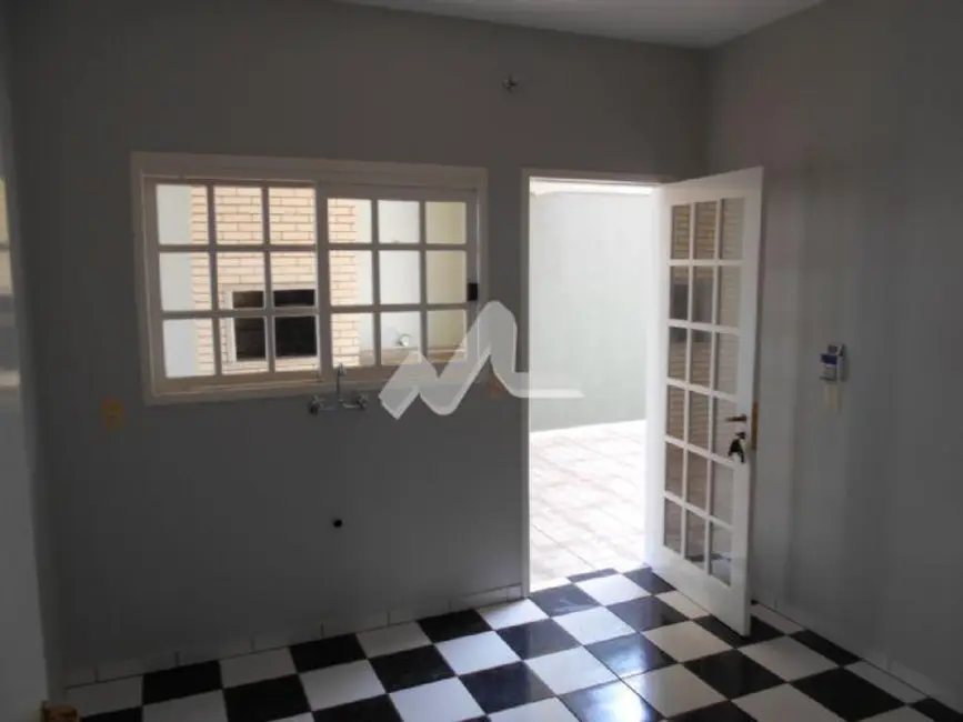 Casa com 2 quartos para alugar, 140m2 em Jardim Pancera, Toledo - PR - imagem 5 Foto 5 de Casa com 2 quartos para alugar, 140m2 em Jardim Pancera, Toledo - PR