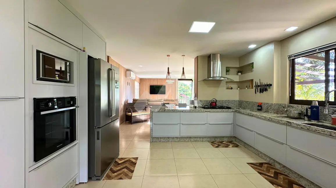 Foto 5 de Casa à venda, 220m2 em Marechal Candido Rondon - PR