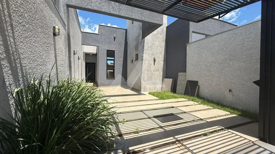 Foto 1 de Casa à venda, 60m2 em Jardim Coopagro, Toledo - PR
