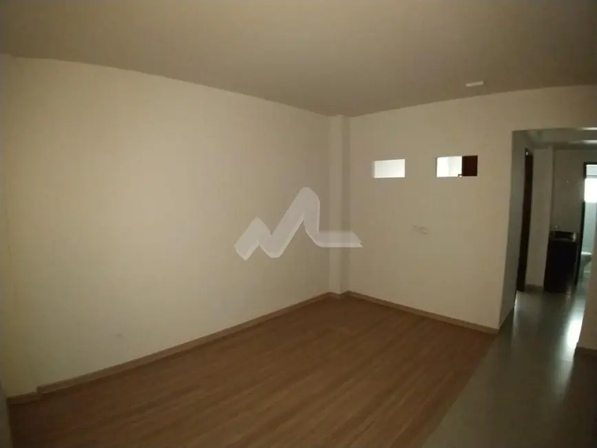 Apartamento com 1 quarto para alugar, 40m2 em Centro, Toledo - PR - imagem 9 Foto 9 de Apartamento com 1 quarto para alugar, 40m2 em Centro, Toledo - PR