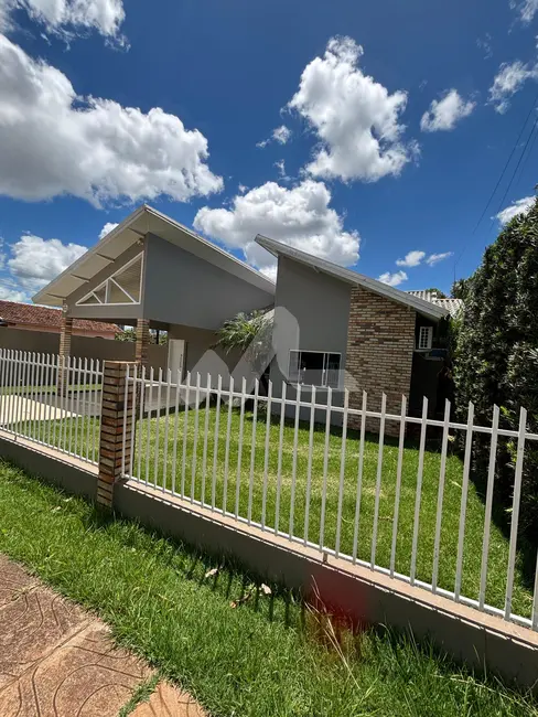 Casa com 2 quartos à venda, 154m2 em Jardim Pancera, Toledo - PR - imagem 4 Foto 4 de Casa com 2 quartos à venda, 154m2 em Jardim Pancera, Toledo - PR