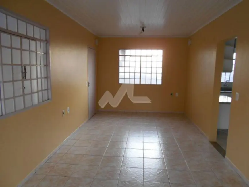 Foto 8 de Casa com 2 quartos para alugar, 120m2 em Jardim Pancera, Toledo - PR