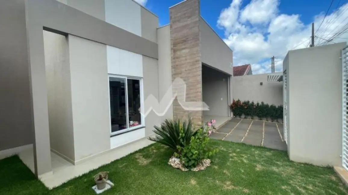 Foto 1 de Casa com 1 quarto à venda, 71m2 em Jardim Coopagro, Toledo - PR