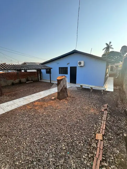 Casa com 2 quartos à venda, 77m2 em São Francisco, Toledo - PR - imagem 2 Foto 2 de Casa com 2 quartos à venda, 77m2 em São Francisco, Toledo - PR