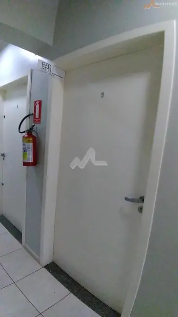 Sala Comercial para alugar, 74m2 em Centro, Toledo - PR - imagem 4 Foto 4 de Sala Comercial para alugar, 74m2 em Centro, Toledo - PR