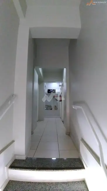 Sala Comercial para alugar, 74m2 em Centro, Toledo - PR - imagem 3 Foto 3 de Sala Comercial para alugar, 74m2 em Centro, Toledo - PR