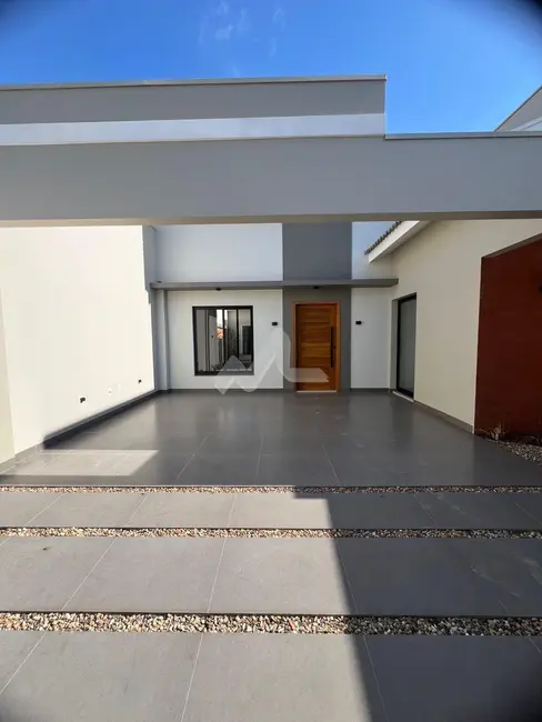 Casa com 2 quartos à venda, 100m2 em Tocantins, Toledo - PR - imagem 2 Foto 2 de Casa com 2 quartos à venda, 100m2 em Tocantins, Toledo - PR
