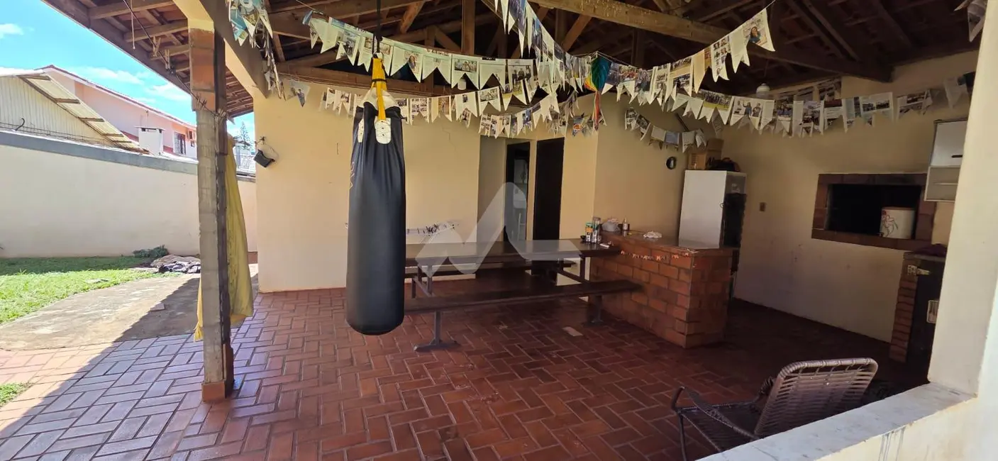 Foto 4 de Casa com 2 quartos à venda, 162m2 em Jardim Pancera, Toledo - PR