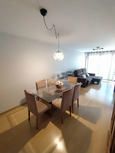 Apartamento com 2 quartos para alugar, 128m2 em Centro, Toledo - PR - imagem 5 Foto 5 de Apartamento com 2 quartos para alugar, 128m2 em Centro, Toledo - PR