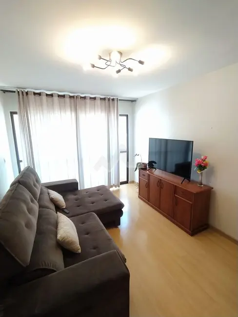 Apartamento com 2 quartos para alugar, 128m2 em Centro, Toledo - PR - imagem 6 Foto 6 de Apartamento com 2 quartos para alugar, 128m2 em Centro, Toledo - PR