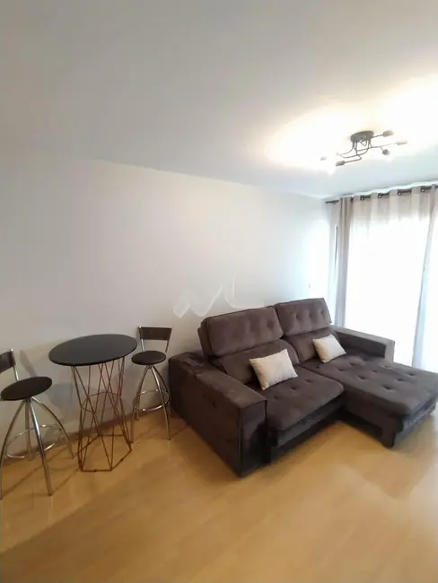 Apartamento com 2 quartos para alugar, 128m2 em Centro, Toledo - PR - imagem 8 Foto 8 de Apartamento com 2 quartos para alugar, 128m2 em Centro, Toledo - PR