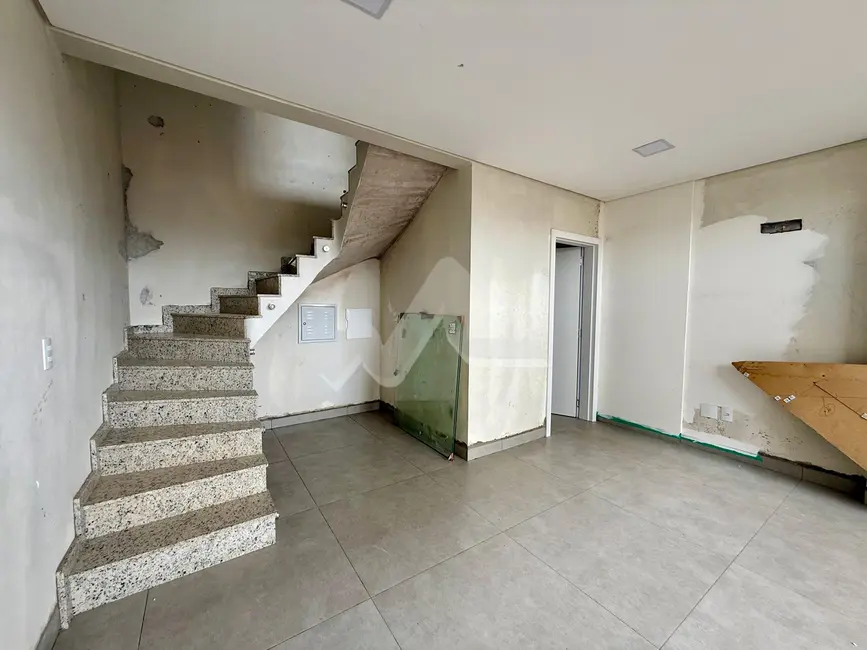 Sala Comercial para alugar, 68m2 em Centro, Toledo - PR - imagem 4 Foto 4 de Sala Comercial para alugar, 68m2 em Centro, Toledo - PR