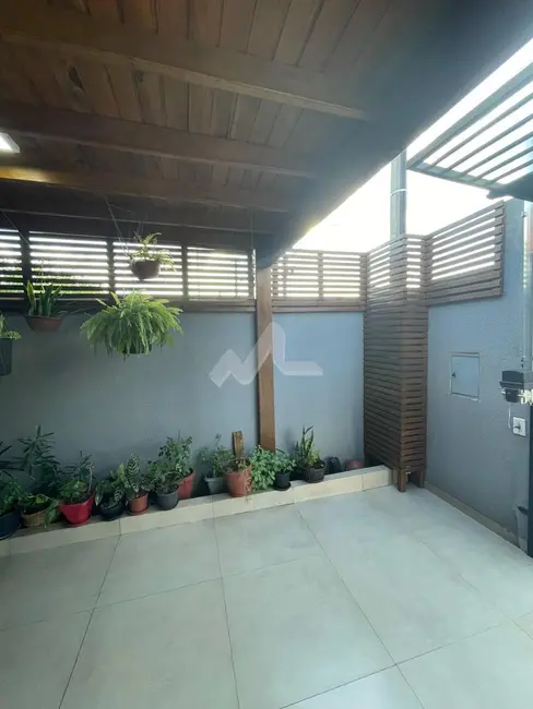 Foto 6 de Casa com 1 quarto à venda, 66m2 em Jardim Coopagro, Toledo - PR