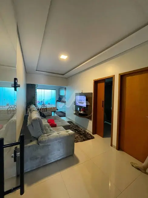 Foto 9 de Casa com 1 quarto à venda, 66m2 em Jardim Coopagro, Toledo - PR