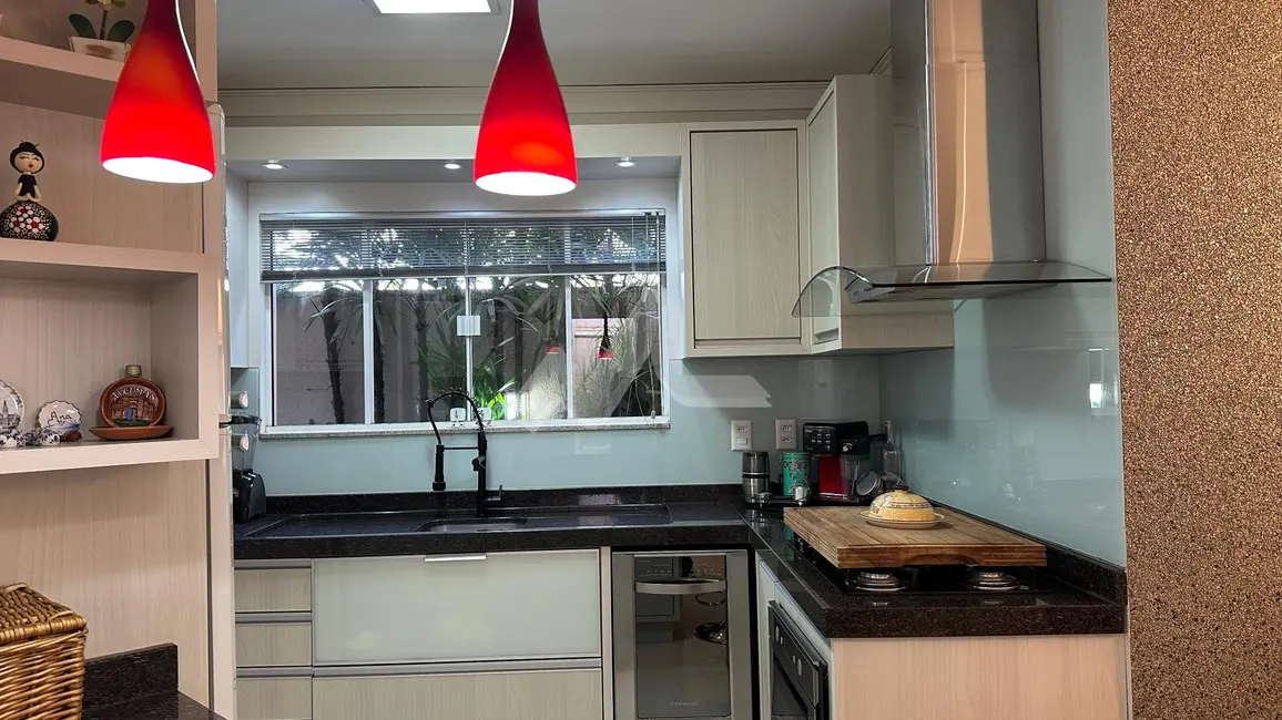 Foto 6 de Casa à venda, 260m2 em Jardim Pancera, Toledo - PR