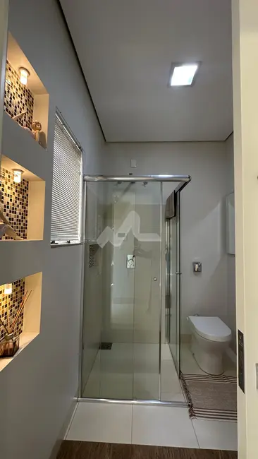 Foto 22 de Casa à venda, 260m2 em Jardim Pancera, Toledo - PR