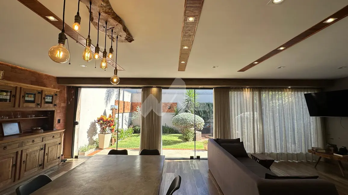 Foto 24 de Casa à venda, 260m2 em Jardim Pancera, Toledo - PR