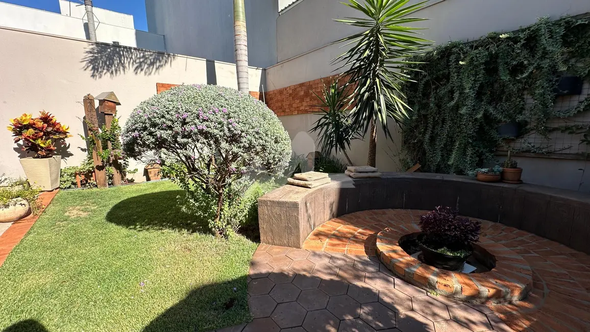 Foto 41 de Casa à venda, 260m2 em Jardim Pancera, Toledo - PR