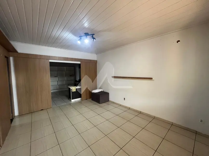 Foto 8 de Casa com 2 quartos à venda, 372m2 em Vila Pioneiro, Toledo - PR