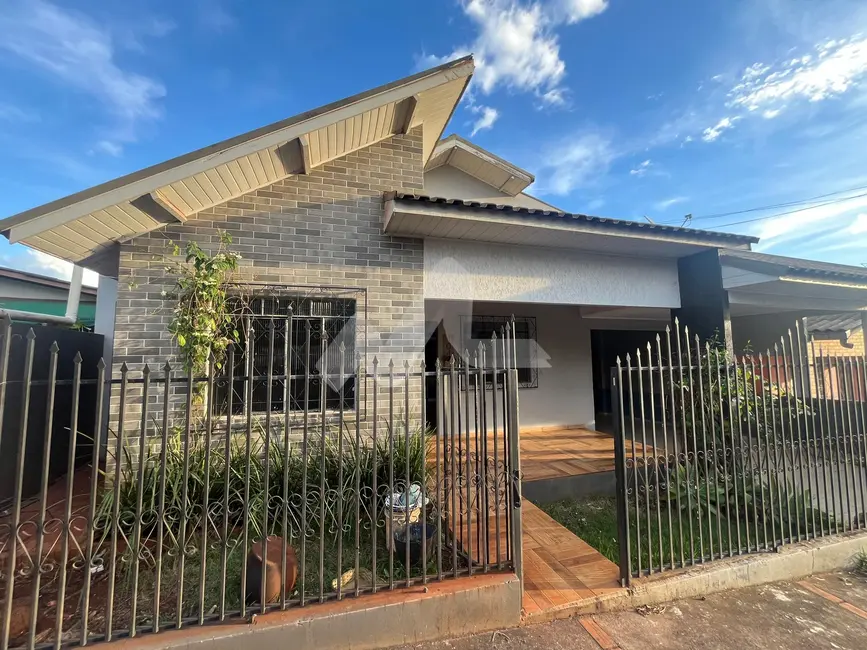Foto 2 de Casa com 2 quartos à venda, 372m2 em Vila Pioneiro, Toledo - PR