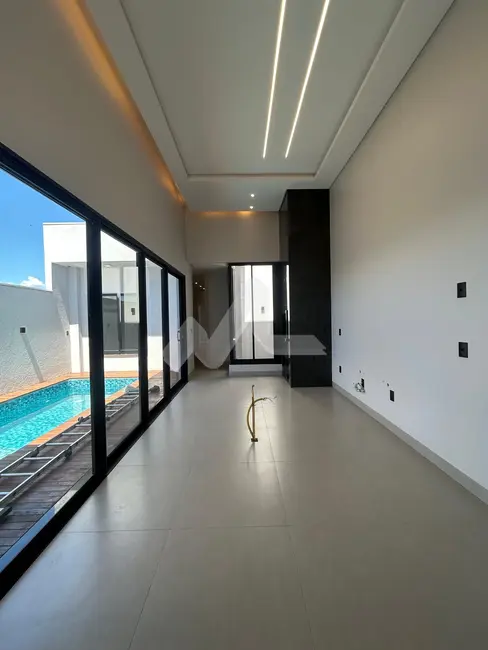 Foto 5 de Casa com 2 quartos à venda, 117m2 em Vila Becker, Toledo - PR