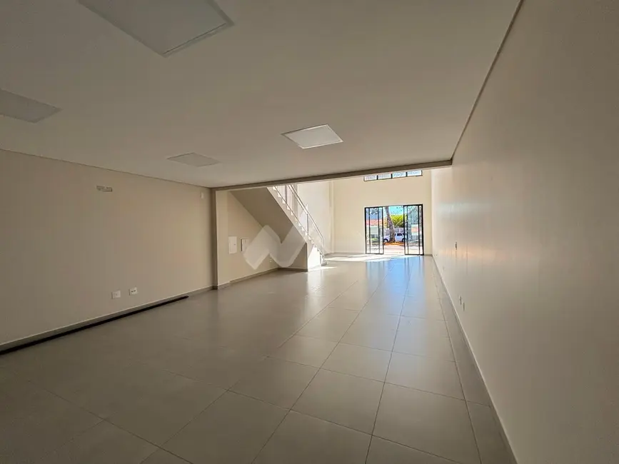 Sala Comercial para alugar, 180m2 em Jardim Gisela, Toledo - PR - imagem 8 Foto 8 de Sala Comercial para alugar, 180m2 em Jardim Gisela, Toledo - PR