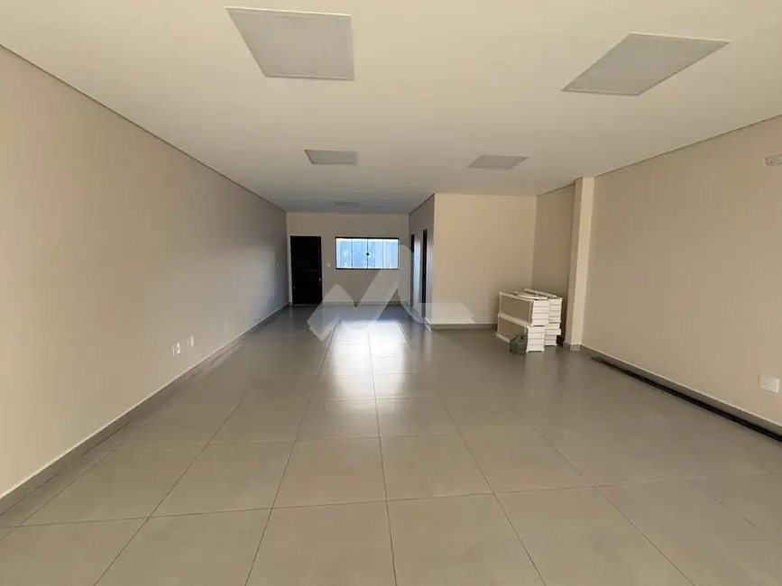 Sala Comercial para alugar, 180m2 em Jardim Gisela, Toledo - PR - imagem 6 Foto 6 de Sala Comercial para alugar, 180m2 em Jardim Gisela, Toledo - PR