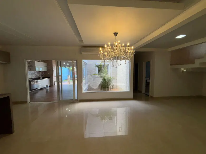 Foto 21 de Sobrado à venda em Jardim Porto Alegre, Toledo - PR