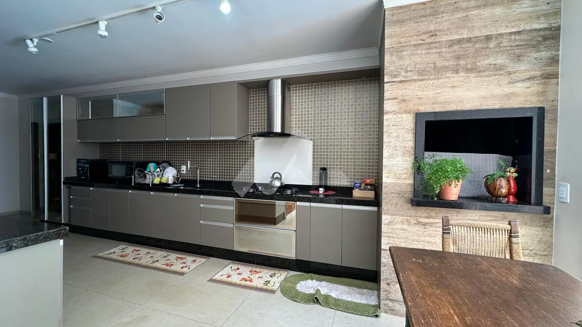 Foto 7 de Casa com 1 quarto à venda, 240m2 em Jardim Gisela, Toledo - PR