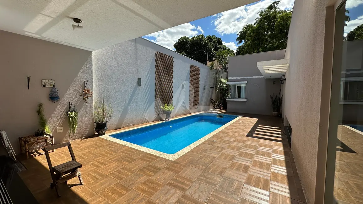 Foto 3 de Casa com 1 quarto à venda, 240m2 em Jardim Gisela, Toledo - PR