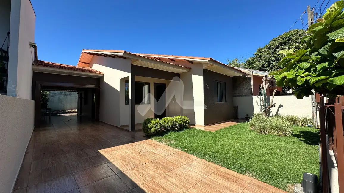 Foto 2 de Casa à venda, 92m2 em Jardim Coopagro, Toledo - PR