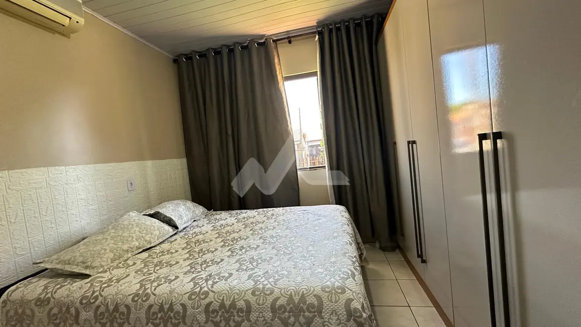 Foto 13 de Casa à venda, 92m2 em Jardim Coopagro, Toledo - PR