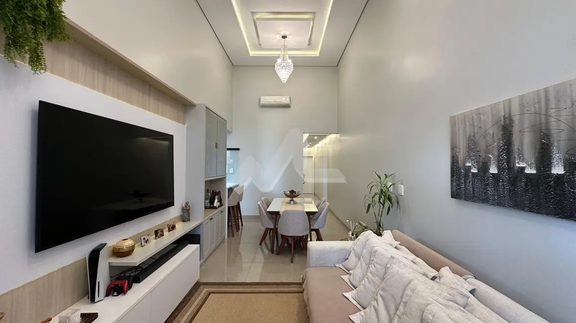 Foto 2 de Casa com 2 quartos à venda, 120m2 em Jardim Pancera, Toledo - PR