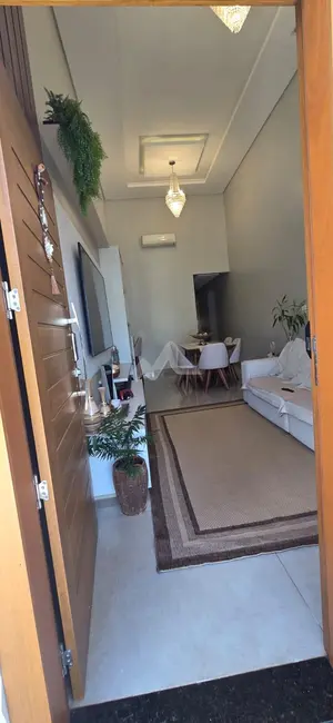Foto 3 de Casa com 2 quartos à venda, 120m2 em Jardim Pancera, Toledo - PR