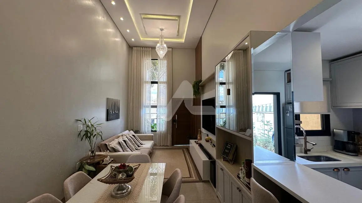 Foto 4 de Casa com 2 quartos à venda, 120m2 em Jardim Pancera, Toledo - PR