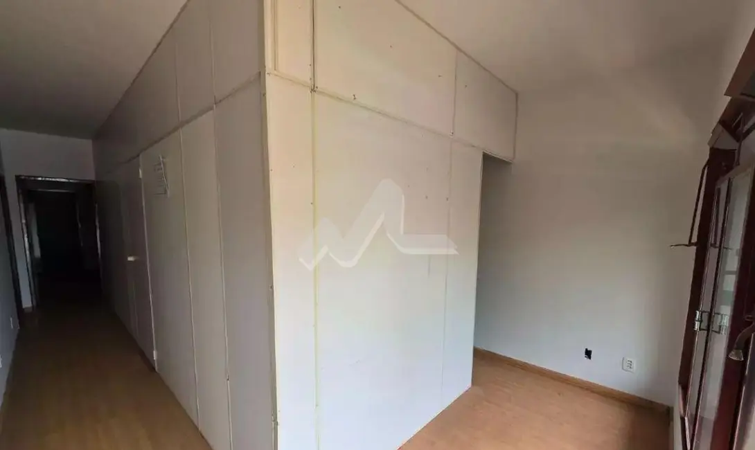 Casa para alugar, 267m2 em Centro, Toledo - PR - imagem 6 Foto 6 de Casa para alugar, 267m2 em Centro, Toledo - PR