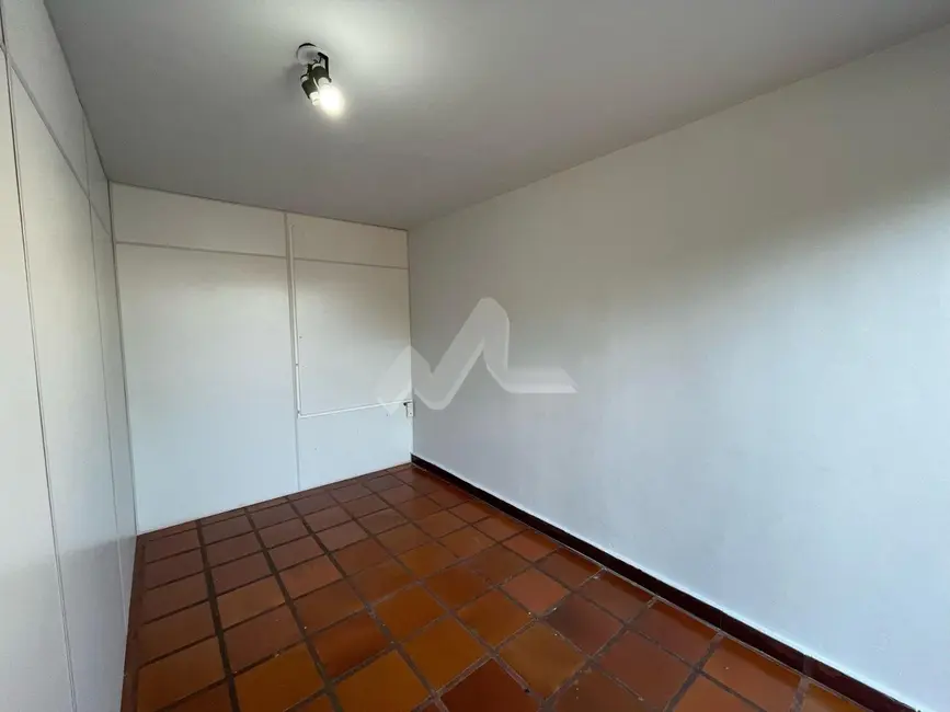 Foto 26 de Casa para alugar, 267m2 em Centro, Toledo - PR