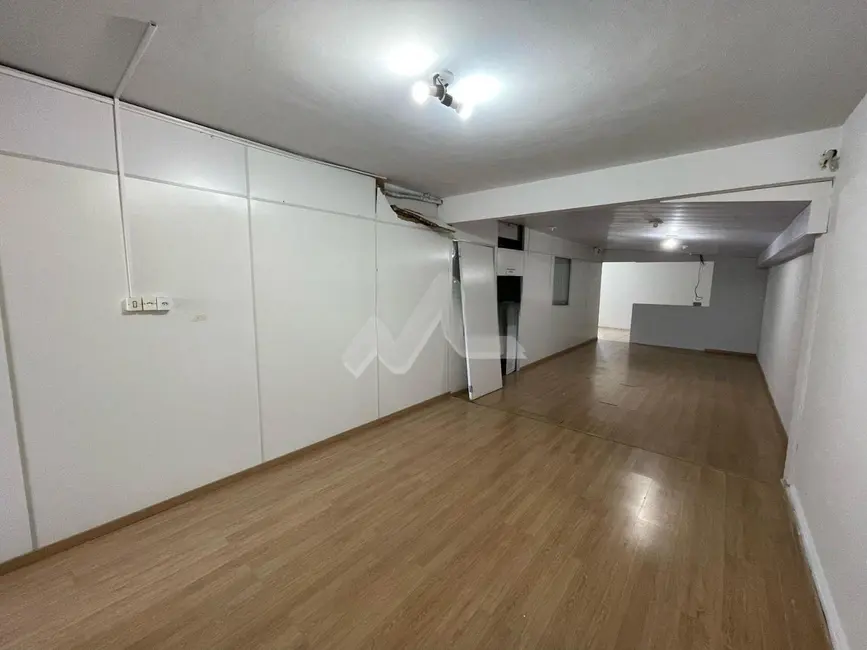 Foto 11 de Casa para alugar, 267m2 em Centro, Toledo - PR