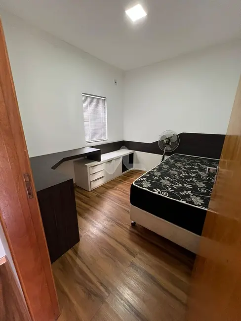 Foto 7 de Sobrado com 2 quartos à venda, 64m2 em César Park, Toledo - PR