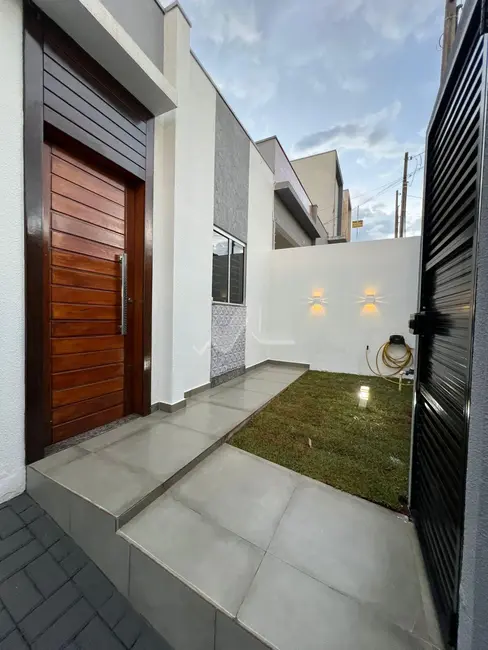 Foto 3 de Sobrado com 2 quartos à venda, 64m2 em César Park, Toledo - PR