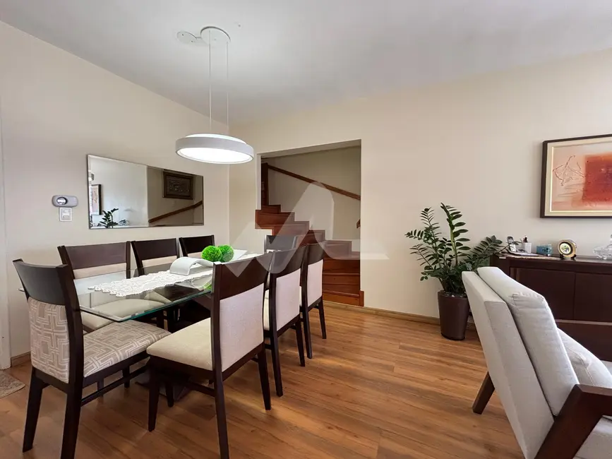 Foto 5 de Casa com 2 quartos à venda, 178m2 em Jardim La Salle, Toledo - PR