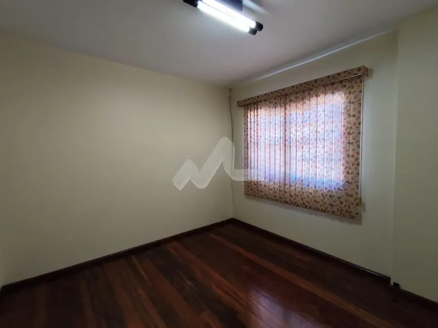Apartamento com 2 quartos para alugar, 103m2 em Jardim Concórdia, Toledo - PR - imagem 7 Foto 7 de Apartamento com 2 quartos para alugar, 103m2 em Jardim Concórdia, Toledo - PR