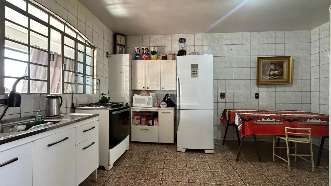Foto 8 de Casa com 1 quarto à venda, 100m2 em Jardim Porto Alegre, Toledo - PR