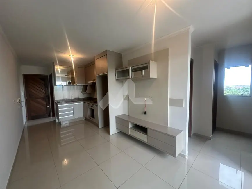 Foto 3 de Apartamento com 2 quartos à venda e para alugar, 69m2 em Jardim Coopagro, Toledo - PR