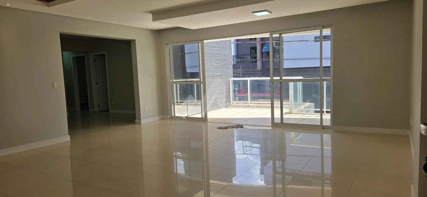 Apartamento com 2 quartos para alugar em Centro, Toledo - PR - imagem 4 Foto 4 de Apartamento com 2 quartos para alugar em Centro, Toledo - PR