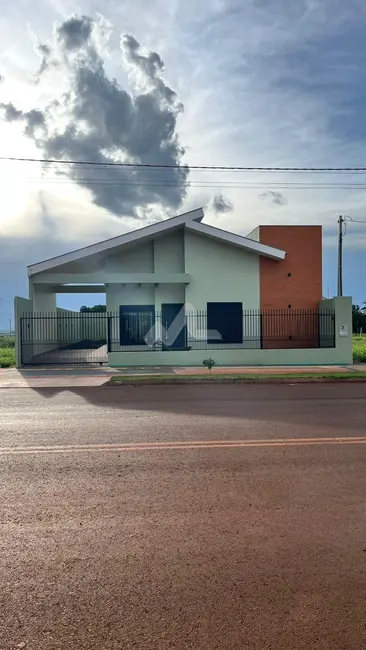 Foto 2 de Casa com 2 quartos à venda, 109m2 em Jardim Coopagro, Toledo - PR